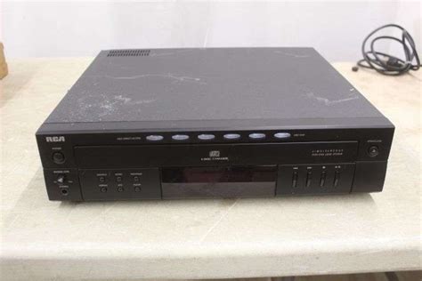 RCA 5 CD disc changer - Lee Real Estate & Auction Service