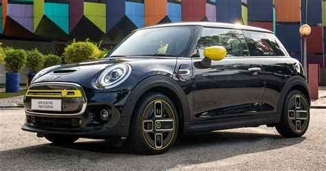 2021 MINI Electric First Edition Exterior - Paul Tan's Automotive News