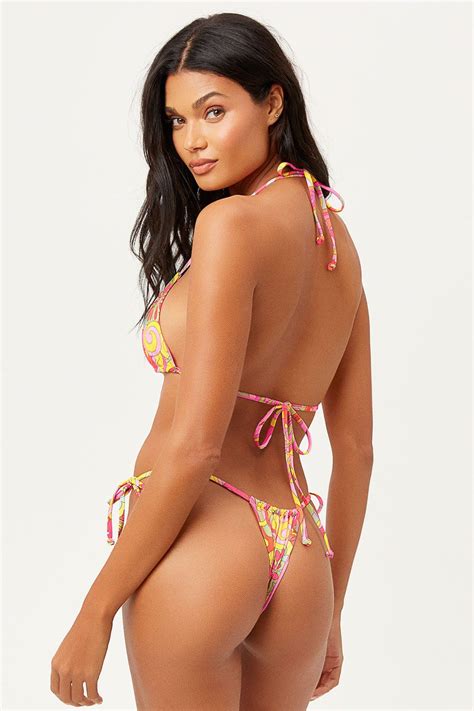 Daneila Braga Sexy In Bikini Hot Celebs Home