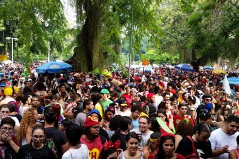 Mundo Positivo Mais De Blocos De Carnaval Saem Hoje S Ruas Do Rio