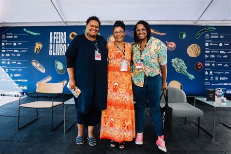 Feira do Livro encerra recorde de público e tributo a Rita Lee