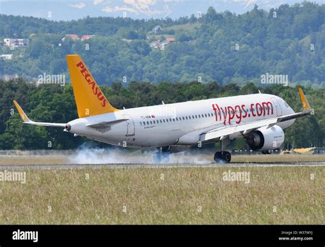 Pegasus Airlines Airbus A Neo Hi Res Stock Photography And Images Alamy