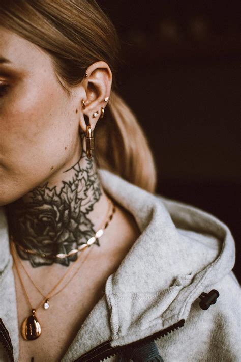 30 Tatuajes En El Cuello Para Hombre Y Mujer Que Te Sorprenderán