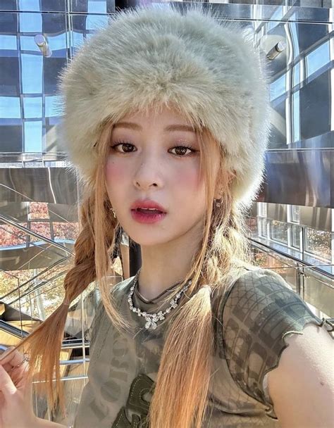 Le Sserafim Pics On Twitter Pretty Girl Her Hot Wife