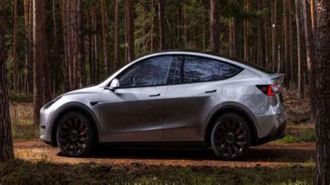 Tesla Offers New Stunning Colors For Its Vehicles | Torque News