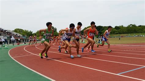 全日本大学駅伝大会事務局 On Twitter 大学駅伝2017九州 3組がスタート。会場は少し雲と風が出てきました。朝よりも少し走り