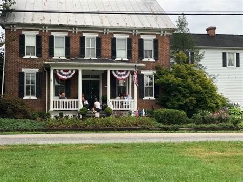 PHEASANT FIELD BED AND BREAKFAST IN CARLISLE, PA - Kathy Miller Time