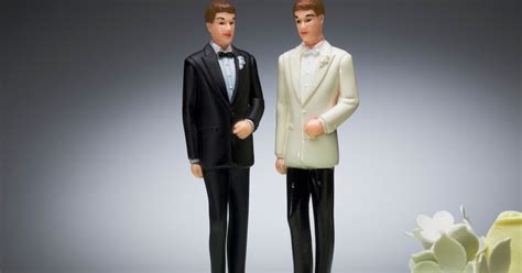Mariage Gay Vaste Soutien Pour Le Maire Refusant De Marier Des Homos