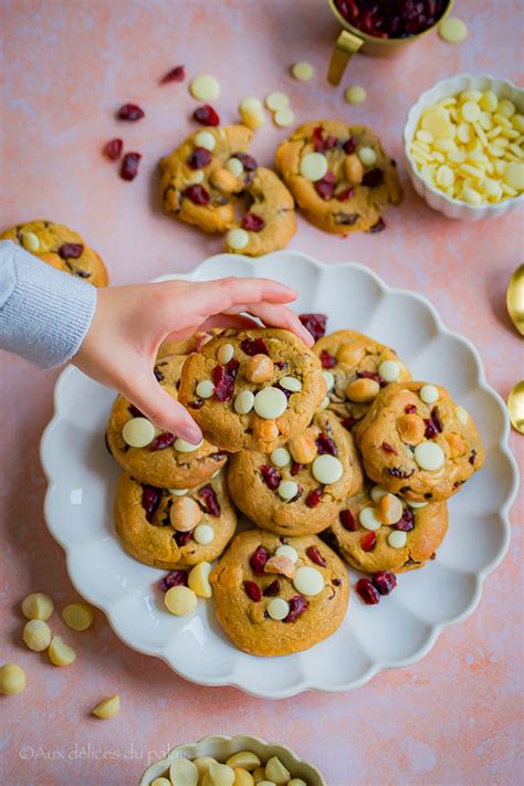 Cookies Chocolat Blanc Cranberries Et Noix De Macadamia Aux D Lices