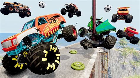 Insane Obstacle Course High Speed Jumps And Crashes 44 BeamNG Drive