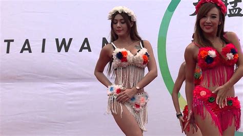 fancam 糖糖 9 of Hot Q Girls 艋舺青山宮行台 舞台表演森巴舞 2015 12 03 Taiwan dancer