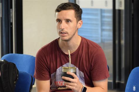 Charla de intercambio técnico de fútbol playa femenino - AUF