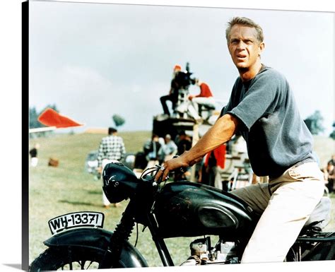 Steve Mcqueen With Motorcycle On The Set Of Great Escape Wall Art