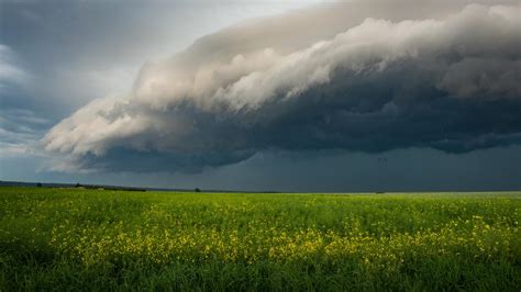 Ostrzeżenia IMGW 6 06 Możliwe trąby powietrzne wiatr do 100 km h