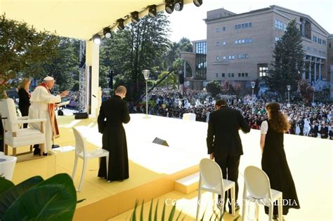 Viaje apostólico a Portugal Encuentro con los jóvenes universitarios