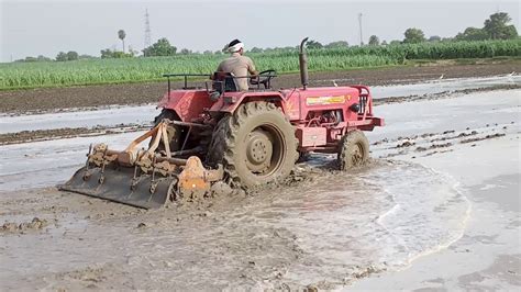 Mahindra Di Turbo Tractor In Mud Youtube