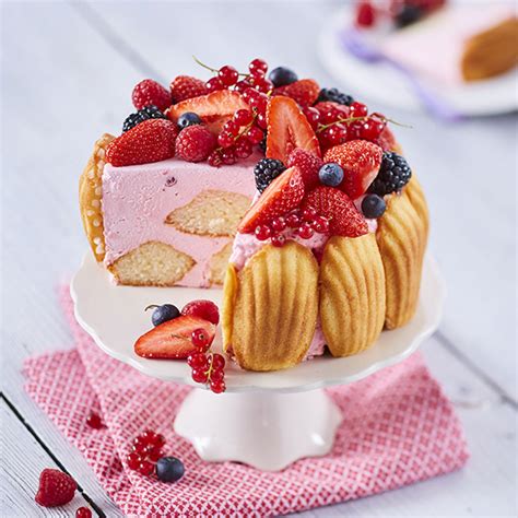 Charlotte De Madeleines Mousse De Fruits Rouges A Vos Assiettes