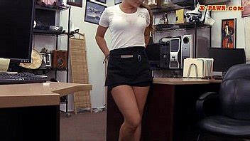 Tight Babe Pawns Her Twat And Pounded XNXX