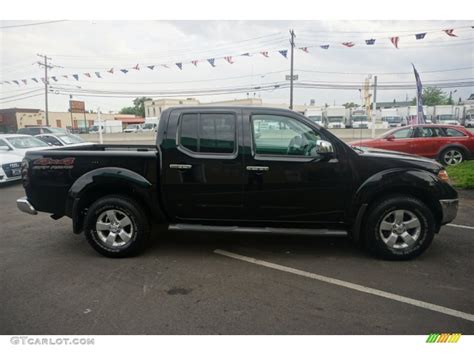 Night Armor Metallic Nissan Frontier Se Crew Cab X