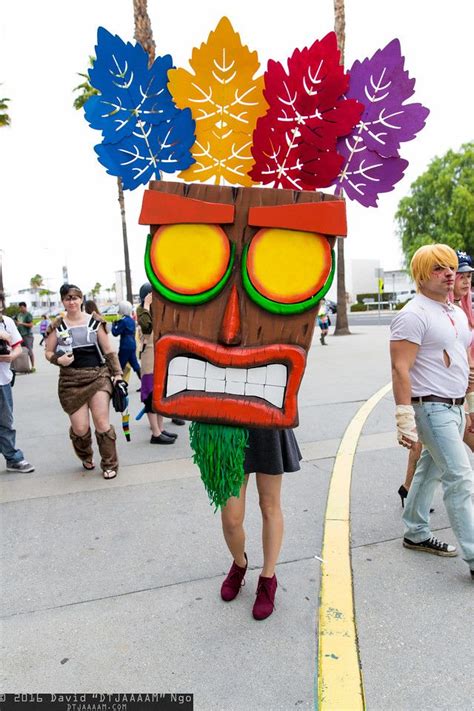 Aku Aku Crash Bandicoot Game Costumes Bandicoot