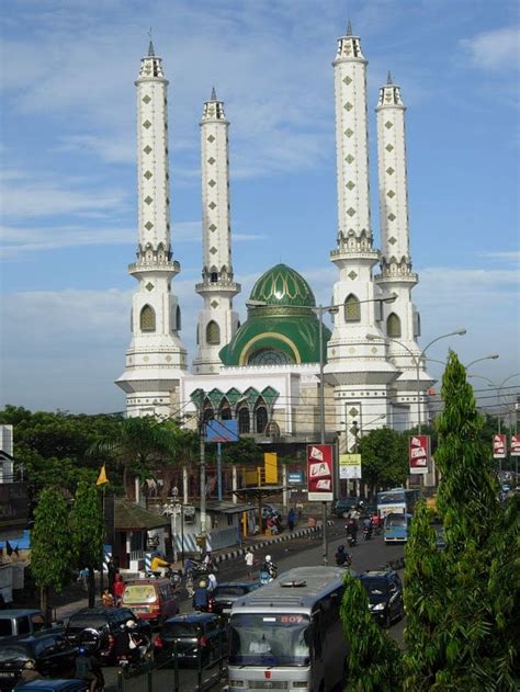 Masjid Agung Nurul Ikhlas Cilegon Mosque Beautiful Mosques Masjid