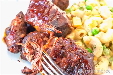 BBQ Country Style Ribs Recipe in Your Slow Cooker - Glenda Embree