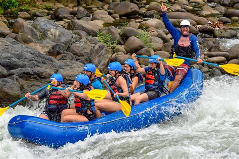 White Water Rafting At Balsa River Class Ii And Iii Find My Costa Rica