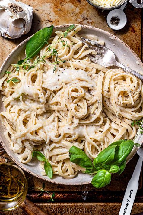 Easy Vegan Fettuccine Alfredo No Cashews Or Cauliflower