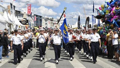 Fêtes maritimes de Brest Voyage découverte restauration Voilà le