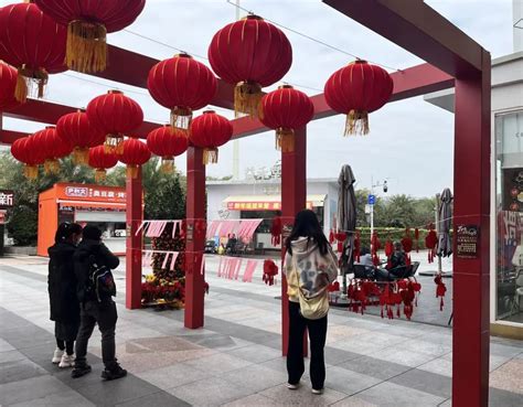 三水商圈人气旺！川剧变脸、围炉煮茶、惊喜红包雨新春氛围感拉满澎湃号·政务澎湃新闻 The Paper