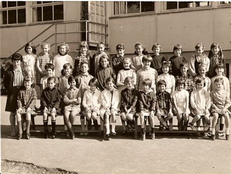 Photo De Classe CE1 CE2 De 1968 ECOLE FERDINAND BUISSON Copains D Avant