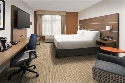 Holiday Inn Express & Suites- BWI Airport North | VisitMaryland.org