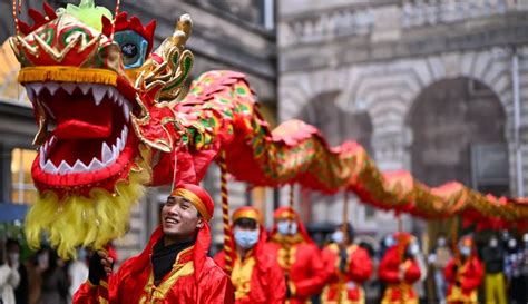 The Dragon Dance And Its Connection To Lunar New Year Festivities