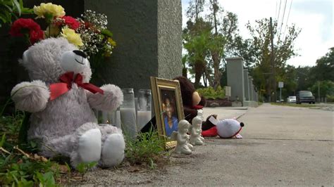 Hunt Underway For A Killer Terrorizing A Florida Neighborhood Good