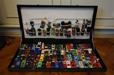 Coleção Hot Wheels Mais de 100 Carrinhos Incluindo Raros Carrinho de Bebê Hot Wheels Usado