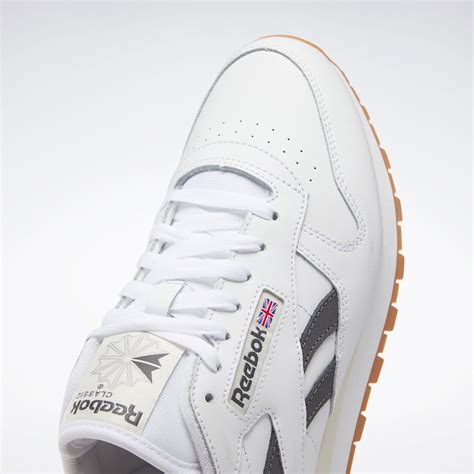 Classic Leather Shoes In Cloud White Pure Grey 7 Vintage Chalk S23 R Reebok Official Uk