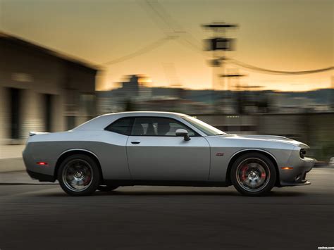 Fotos De Dodge Challenger Srt 2014