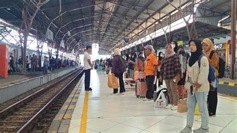 H 5 Lebaran Jumlah Penumpang Turun Di Stasiun Daop 5 Purwokerto Capai