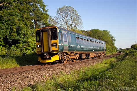 Class 153 153370 Great Western Railway