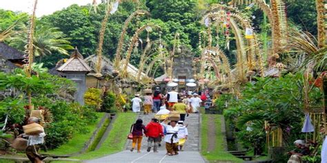 Kintamani Volcano And Penglipuran Tour Package