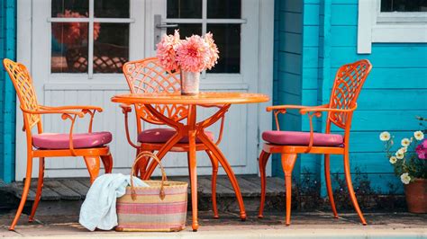 Garden Furniture Paint Ideas 12 Easy And Colorful Updates For Tables