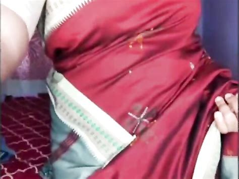 Hot Telugu Queen 1 Boobs Show