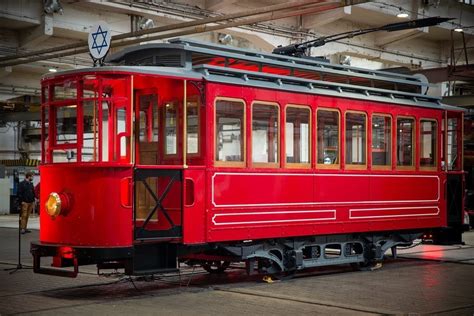 Tramwaje Warszawskie zrekonstruowały zabytkowy tramwaj z getta Ma