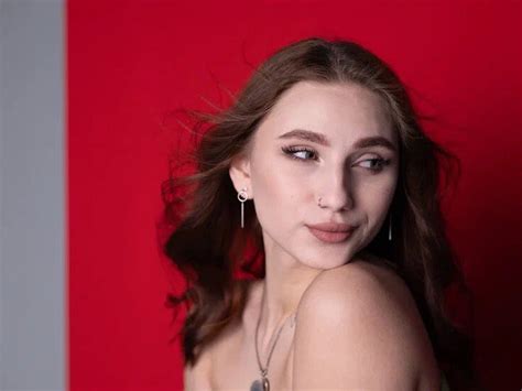 Karolina Kolins S Nude Videos Recorded Shows Superchatlive