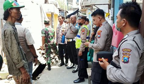 Warga Gembong Sawah Temukan Granat Saat Gali Tanah Untuk Septic Tank