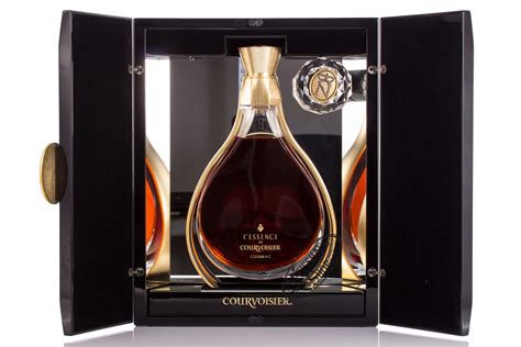 Maison Courvoisier à Jarnac, le site historique rénové en collaboration ...