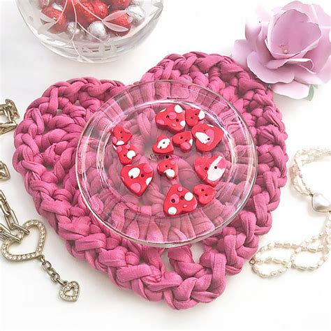 Ravelry Minute Heart Shaped Hot Pad Pattern By Pia Thadani