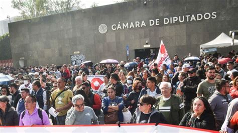 Padres de niños con cáncer protestarán en San Lázaro