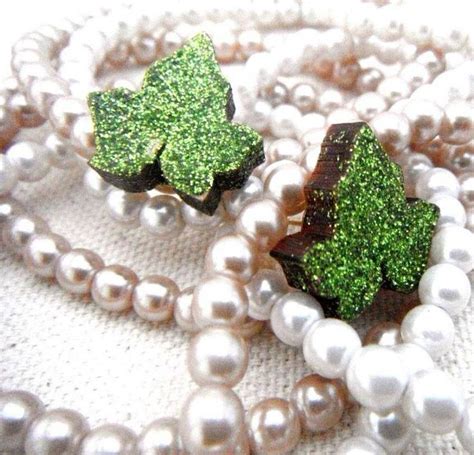 Ivies And Pearls Leaf Earrings Ivy Leaf Silver Stars