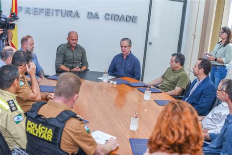 Prefeito Ulisses Maia se reúne Polícias Civil e Militar e discute